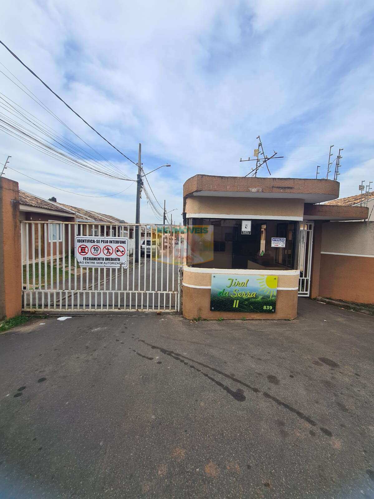 Casa de condomínio à venda em Piraquara, Centro, com 3 quartos, 80m²